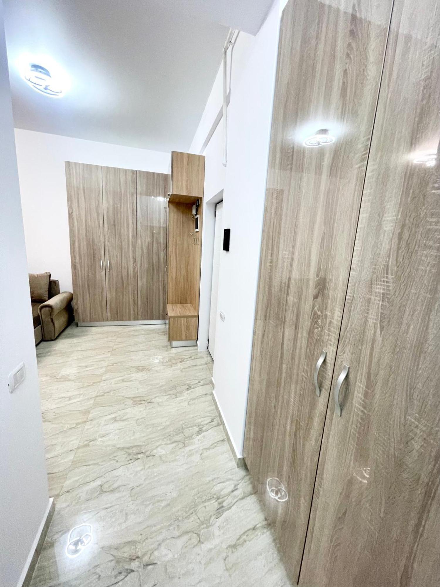 Central Adress Dd20 Bukares Bagian luar foto