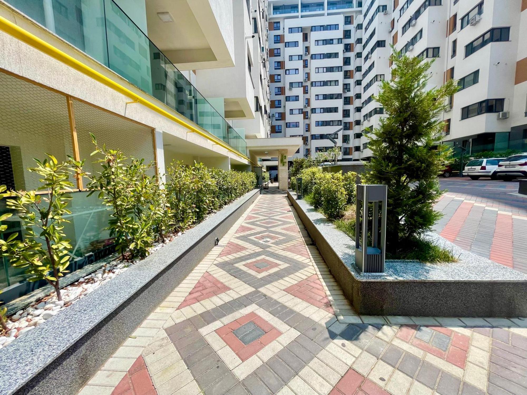 Central Adress Dd20 Bukares Bagian luar foto
